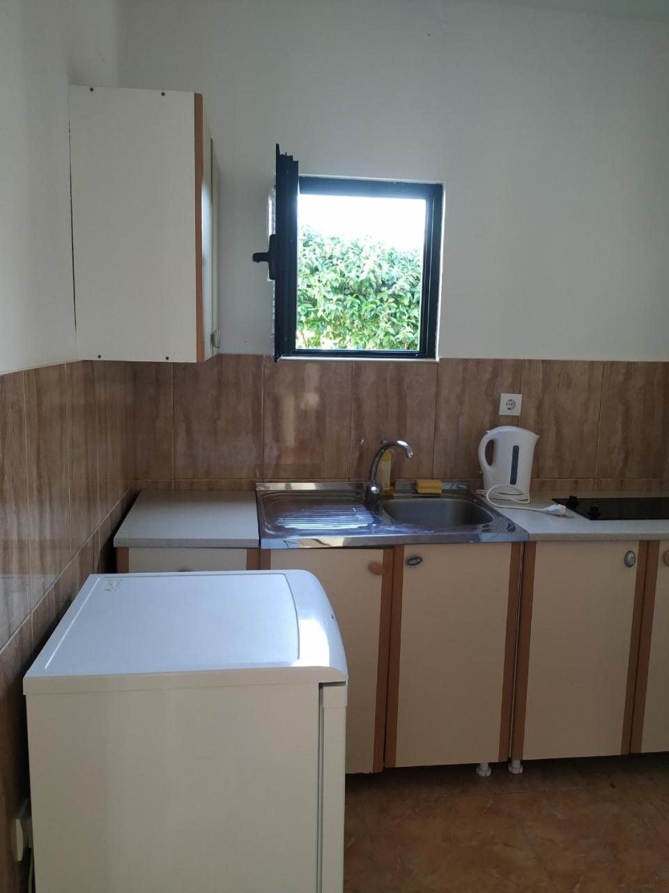 Kjara Apartments Teodo Esterno foto