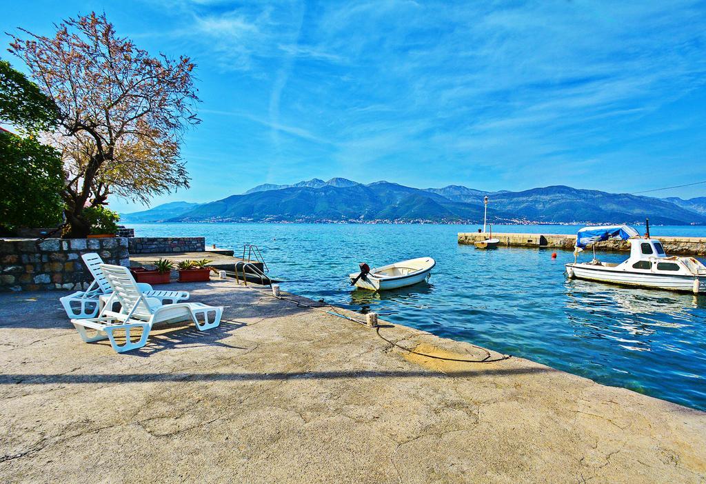 Kjara Apartments Teodo Esterno foto