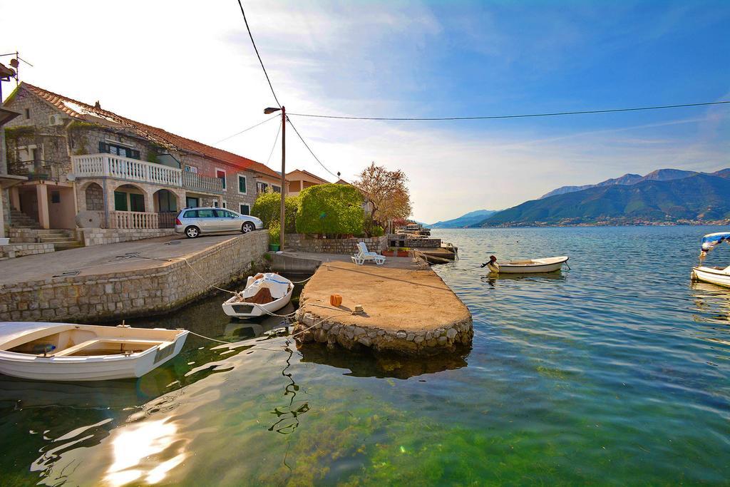 Kjara Apartments Teodo Esterno foto