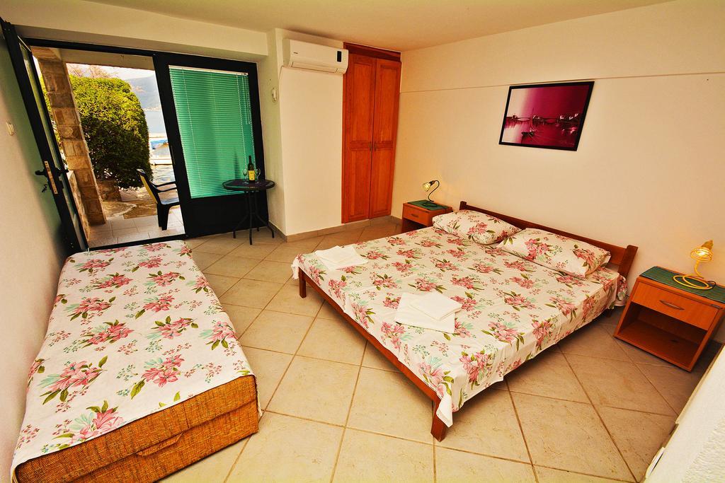 Kjara Apartments Teodo Esterno foto