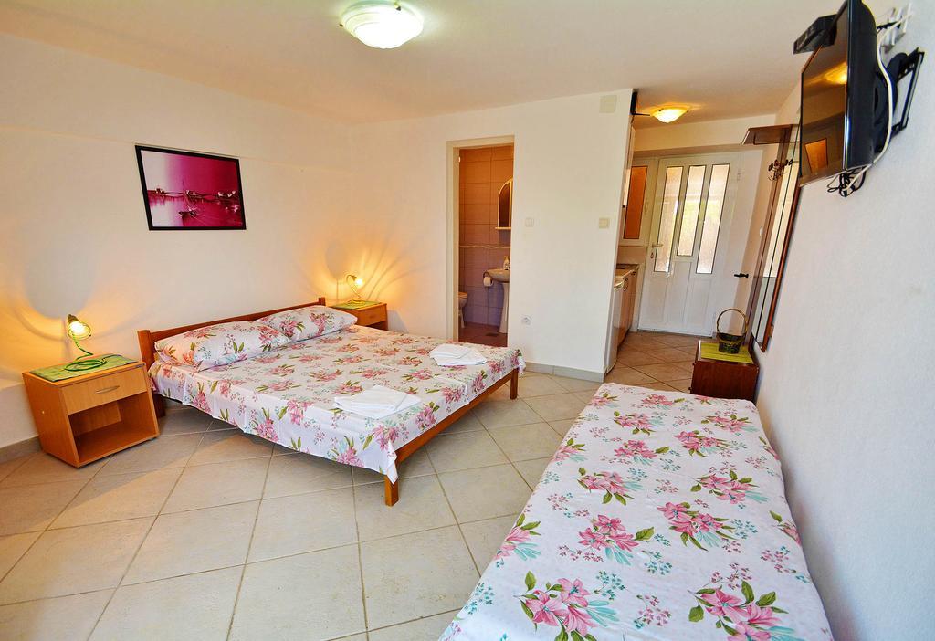 Kjara Apartments Teodo Esterno foto