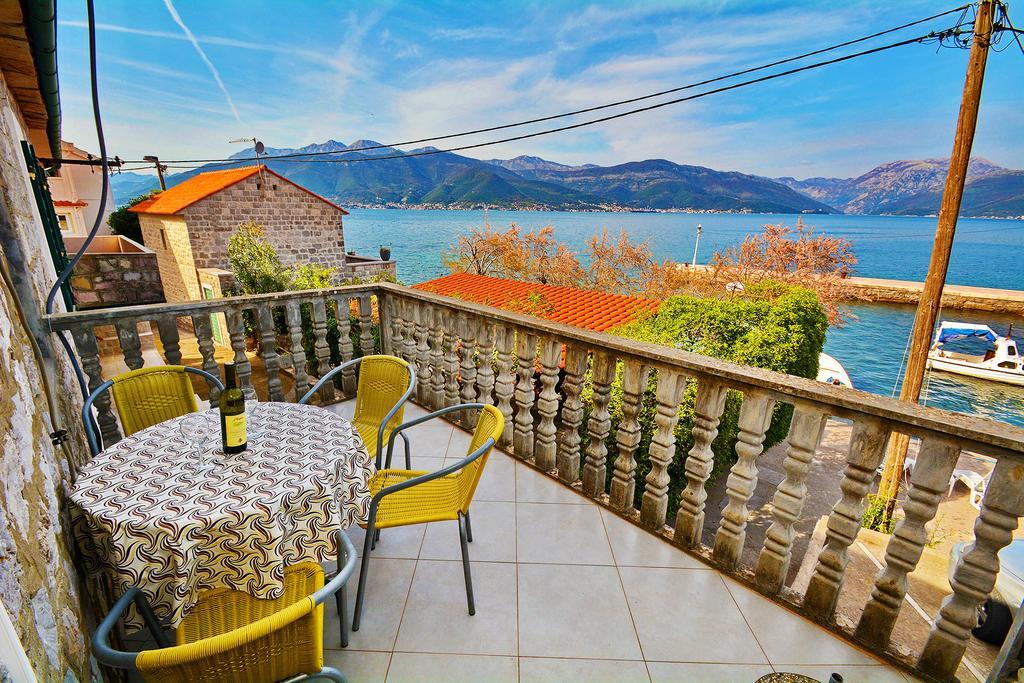 Kjara Apartments Teodo Esterno foto